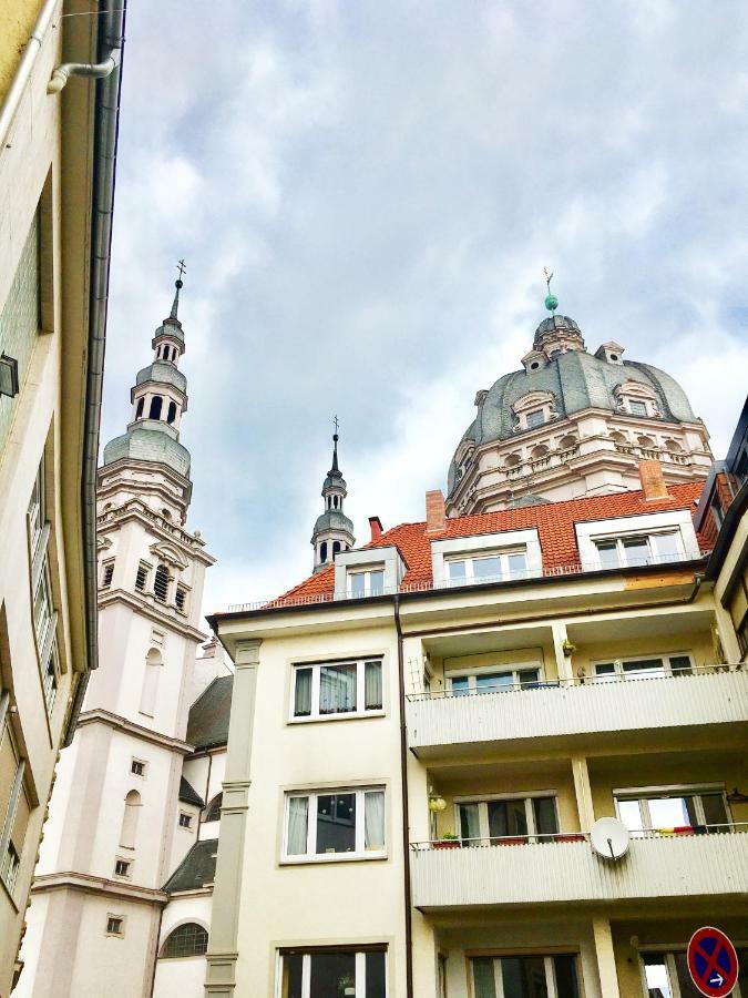 Ferienwohnung Stadtmitte Wuerzburg Buitenkant foto